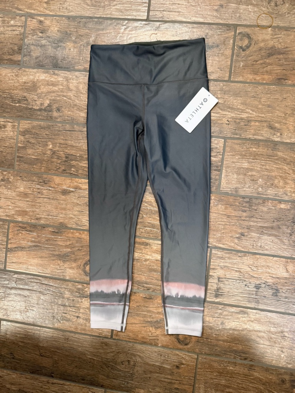 Athleta Olive Green Ombré Ultra High-Rise Elation 7/8 Leggings